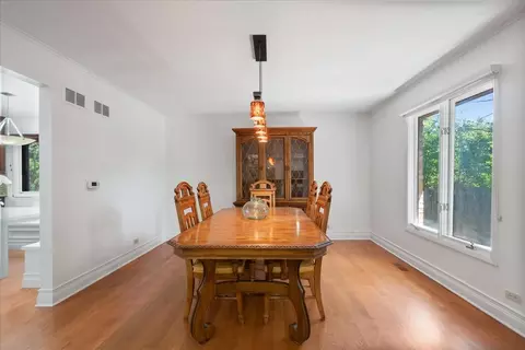 Dining - 2821 Covert Rd, Glenview, IL 60025 photo 1 of 1