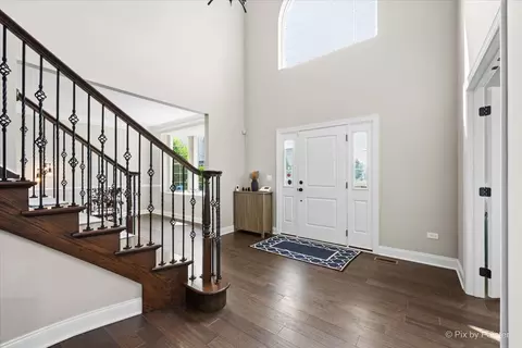 Entry Way - 1451 Bethpage Cir, Elgin, IL 60124 photo 3 of 3
