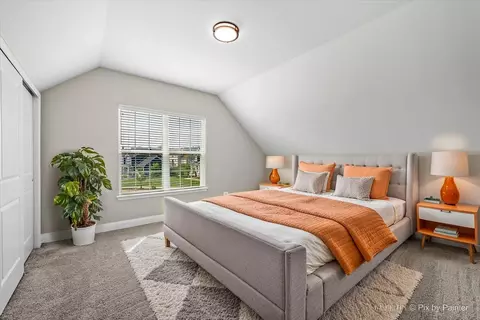 Bedroom - 1451 Bethpage Cir, Elgin, IL 60124 photo 4 of 10