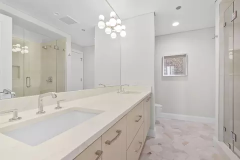 Bath - 270 E Pearson St #803, Chicago, IL 60611 photo 2 of 5