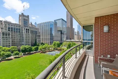 Exterior - 270 E Pearson St #803, Chicago, IL 60611 photo 1 of 1