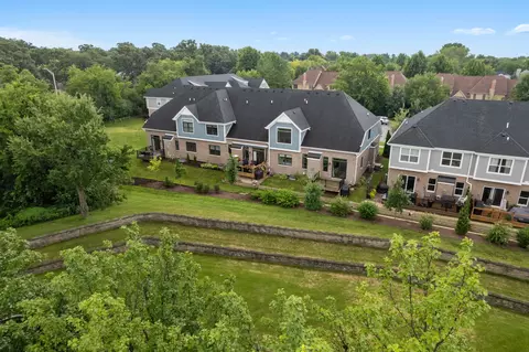 View/Area - 641 Bourbon Ct, Naperville, IL 60565 photo 8 of 9