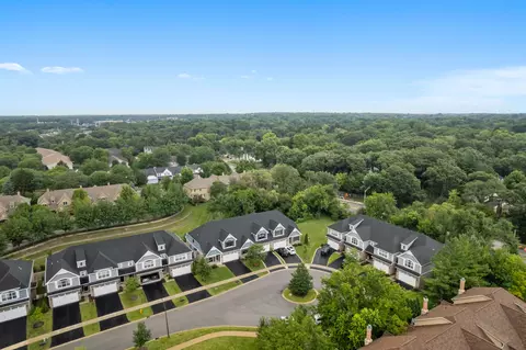 View/Area - 641 Bourbon Ct, Naperville, IL 60565 photo 4 of 9