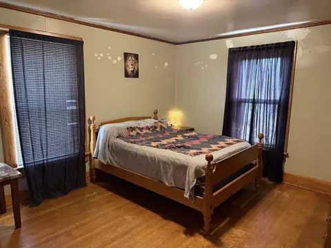 Bedroom - 1124 S State Ave, Freeport, IL 61032 photo 1 of 4