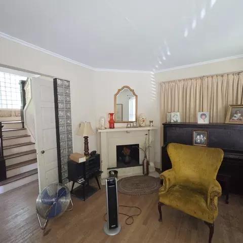 Other - 522 E Main St, Benton, IL 62812 photo 2 of 4