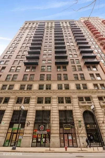 212 W Washington St #1406, Chicago, IL 60606