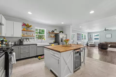 Kitchen - 101 E Douglas St, Saint Joseph, IL 61873 photo 3 of 6
