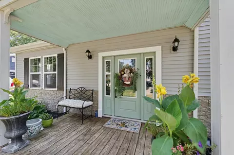 Exterior - 101 E Douglas St, Saint Joseph, IL 61873 photo 5 of 11