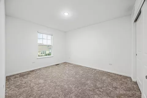 Bedroom - 3646 Edelweiss Rd, Elgin, IL 60124 photo 3 of 5