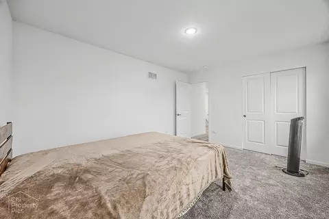 Bedroom - 3646 Edelweiss Rd, Elgin, IL 60124 photo 2 of 5