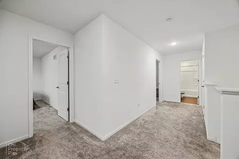 Entry Way - 3646 Edelweiss Rd, Elgin, IL 60124 photo 6 of 6