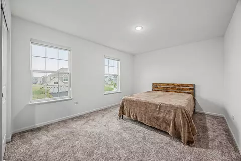 Bedroom - 3646 Edelweiss Rd, Elgin, IL 60124 photo 1 of 5