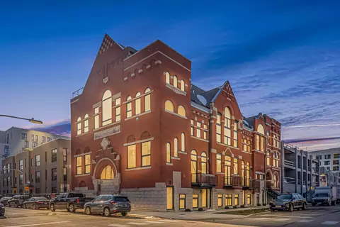 505 W Elm St #3, Chicago, IL 60610