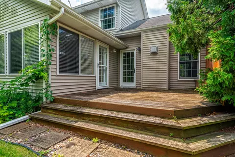 Exterior - 1113 28th Ave, Silvis, IL 61282 photo 5 of 5