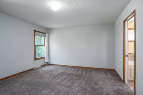 Bedroom - 1113 28th Ave, Silvis, IL 61282 photo 1 of 4