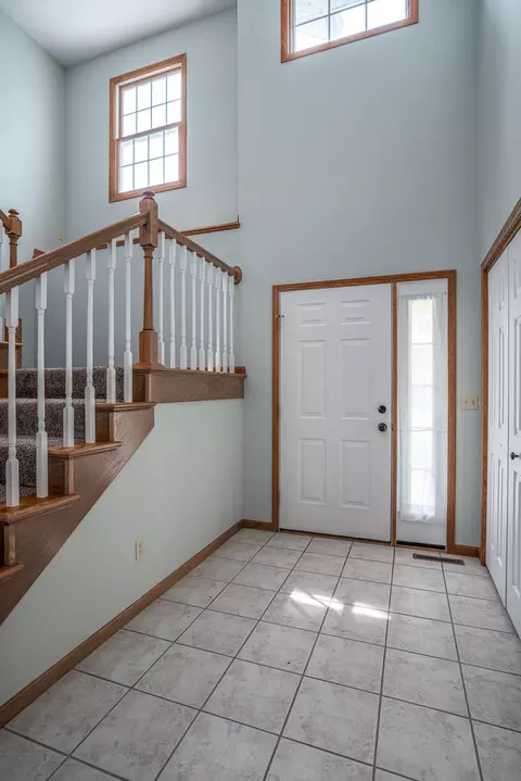 Entry Way - 1113 28th Ave, Silvis, IL 61282 photo 1 of 1