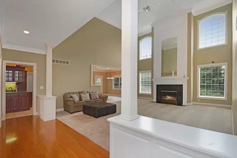Living - 5 Weaver Ct, Bloomington, IL 61704 photo 5 of 13