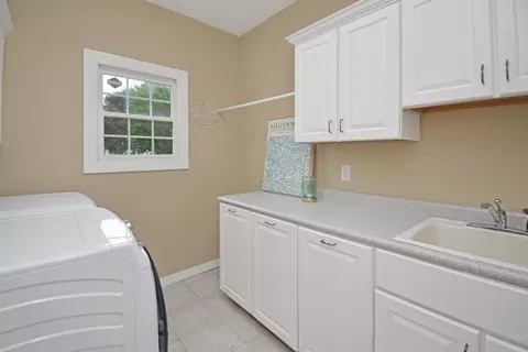 Other - 5 Weaver Ct, Bloomington, IL 61704 photo 7 of 17