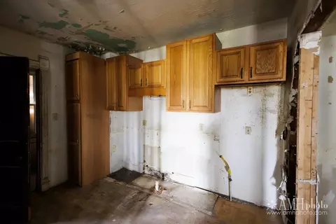 Kitchen - 241 W Hickory St, Kankakee, IL 60901 photo 1 of 2
