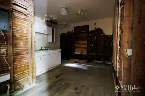 Kitchen - 241 W Hickory St, Kankakee, IL 60901 photo 2 of 2