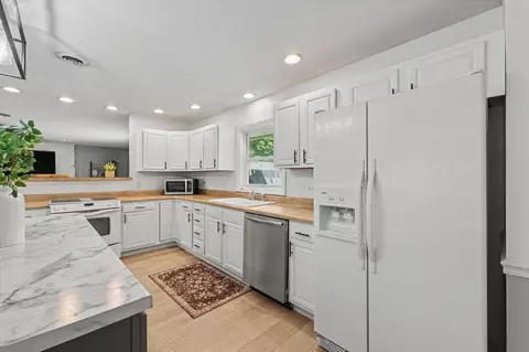 Kitchen - 408 E Victory St, Sidney, IL 61877 photo 2 of 7