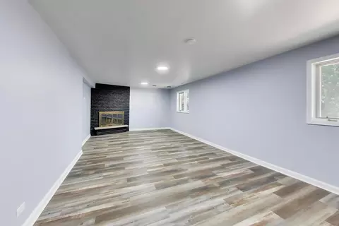 Living - 16 W250 93rd Pl, Burr Ridge, IL 60527 photo 5 of 7