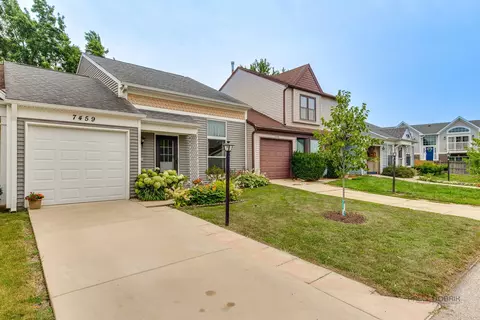 7459 Grant Cir, Hanover Park, IL 60133