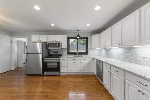 Kitchen - 307 S Pierce Ave, Wheaton, IL 60187 photo 1 of 2