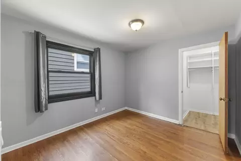 Bedroom - 307 S Pierce Ave, Wheaton, IL 60187 photo 1 of 3