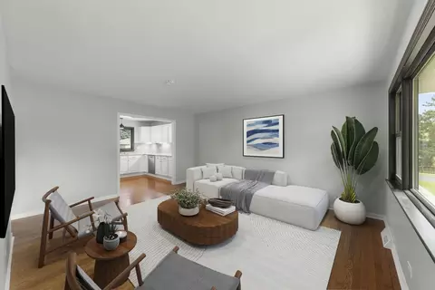 Living - 307 S Pierce Ave, Wheaton, IL 60187 photo 1 of 6
