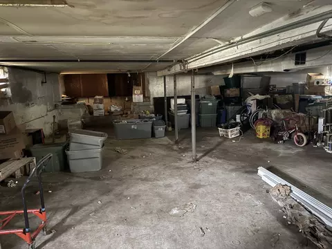 Other - Undisclosed, Hazel Crest, IL 60429 photo 3 of 5