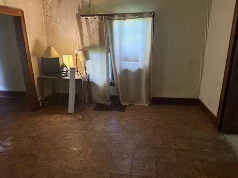 Living - Undisclosed, Hazel Crest, IL 60429 photo 1 of 4