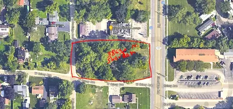 38630 N Sheridan Rd, Beach Park, IL 60099