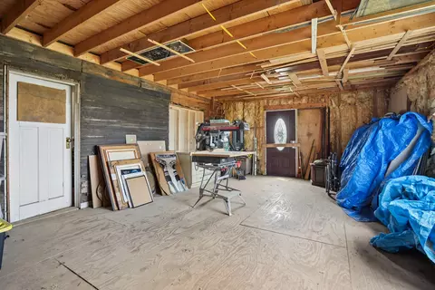 Entry Way - 17264 E 2500th St, Annawan, IL 61234 photo 2 of 3