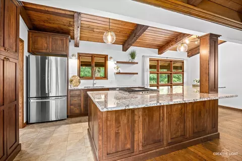 Kitchen - 5 N471 Billy Burns Rd, Wayne, IL 60184 photo 2 of 6