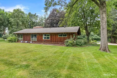 Exterior - 5 N471 Billy Burns Rd, Wayne, IL 60184 photo 7 of 7