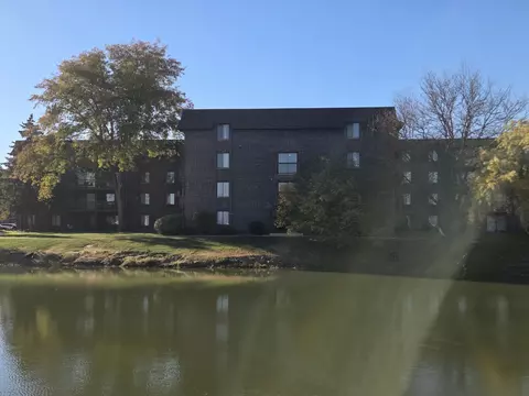 840 Elder Rd #A409, Homewood, IL 60430