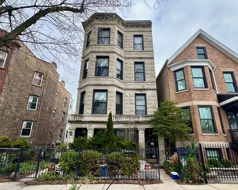1628 W Nelson Ave, Chicago, IL 60657