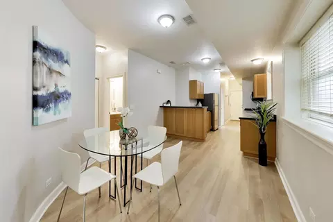Dining - 2927 N Gresham Ave #1, Chicago, IL 60618 photo 3 of 3