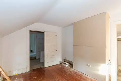 Bedroom - 514 Locust St, Elgin, IL 60123 photo 6 of 6