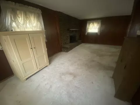 515 E Ross Ln, Danville, IL 61832 photo 7