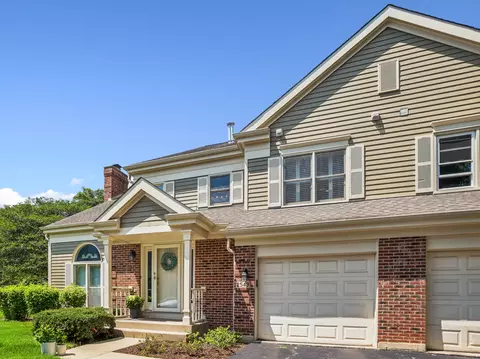 2543 E Hunter Dr #0, Arlington Heights, IL 60004