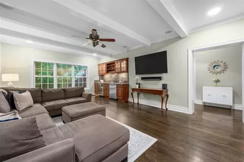 Other - 644 Beaver Rd, Glenview, IL 60025 photo 3 of 19