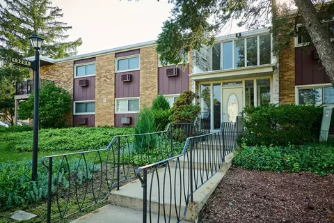 1320 Lore Ln # A, Lombard, IL 60148