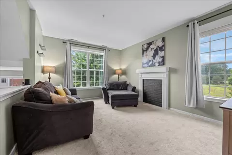 3841 Bailey Rd, Yorkville, IL 60560