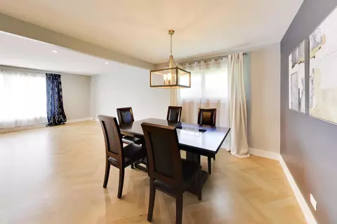 Dining - 1762 E Camp Mcdonald Rd, Mount Prospect, IL 60056 photo 2 of 2