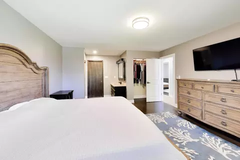 Other - 1762 E Camp Mcdonald Rd, Mount Prospect, IL 60056 photo 2 of 4