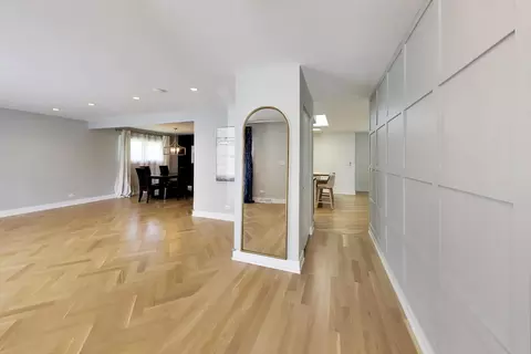 Entry Way - 1762 E Camp Mcdonald Rd, Mount Prospect, IL 60056 photo 2 of 2
