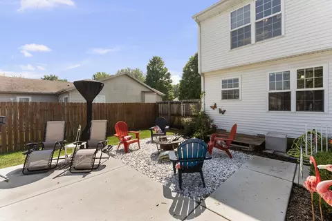 Exterior - 311 8th Ave, Hampton, IL 61256 photo 8 of 12