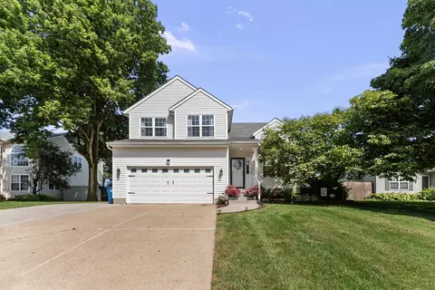 Exterior - 311 8th Ave, Hampton, IL 61256 photo 2 of 12